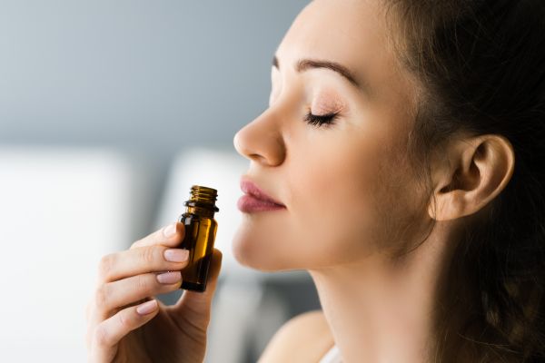 Essential oils for acne