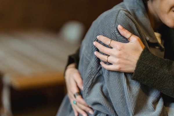 how to support someone with depression